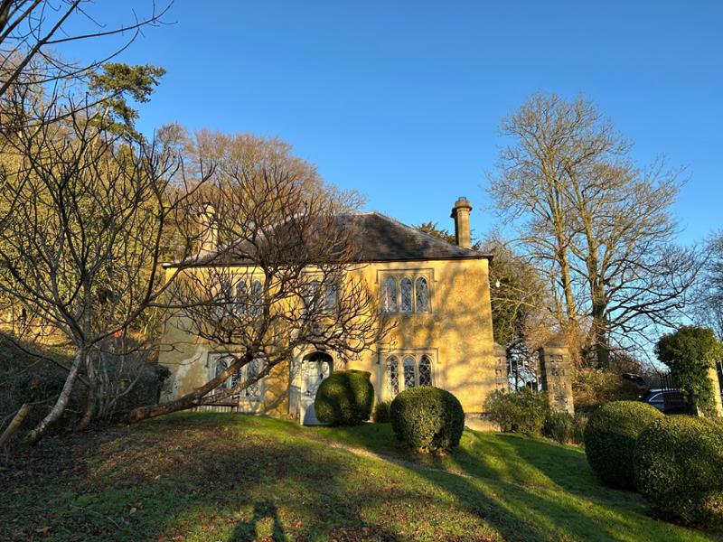 Newark Lower Lodge