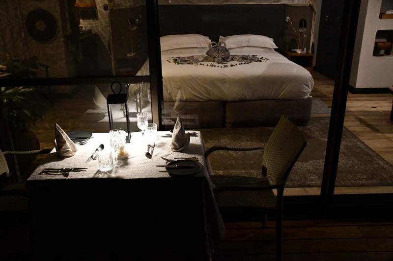Sabi Sands Simbambili & ThornyBush Saseka Safari with go2africa
