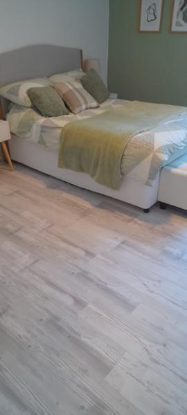 Aqua+ Vintage Kent Pine