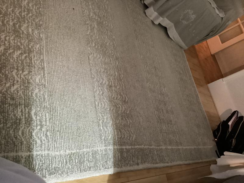 Quality attractive rug
