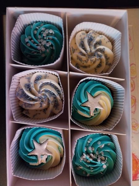 Blue birthday boy cupcakes