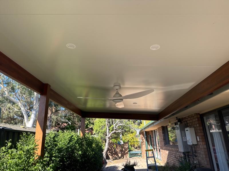 Sleek 3 Blade Outdoor Fan