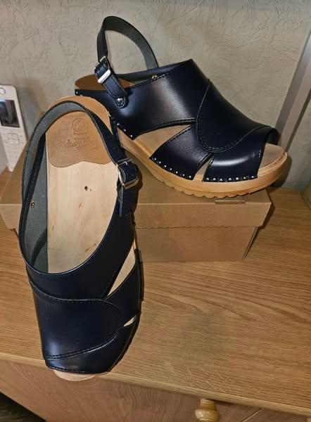 Custom Order Mariah in size 45