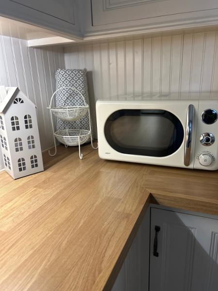 My cream microwave