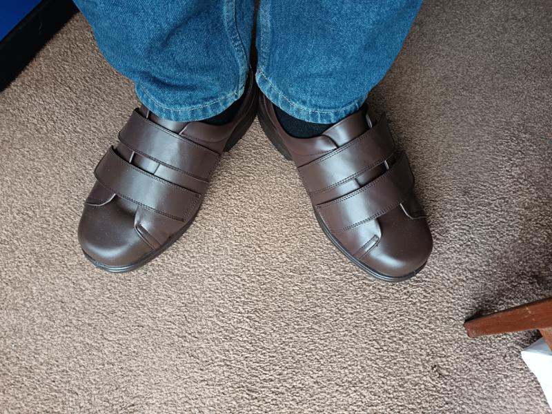 Lovely comfy footwear, for awkward feet.