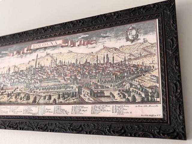 Perfect Vintage Black Frame