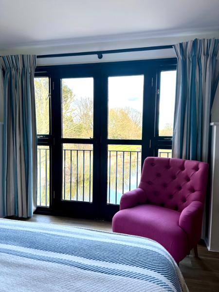 Made to Measure Curtains:Awning Stripe - SeasprayProduct Ref:AWPattern Repeat: 7 cm<b