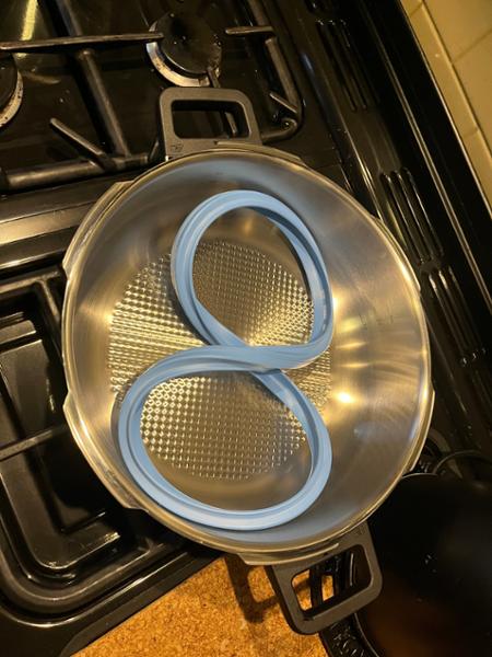 Love Kuhn Rikon Pressure cookers