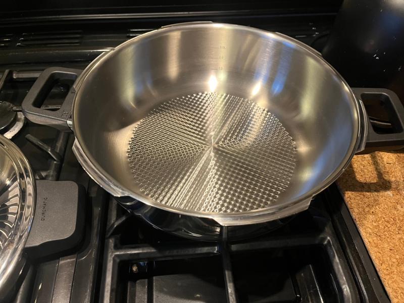 Love Kuhn Rikon Pressure cookers