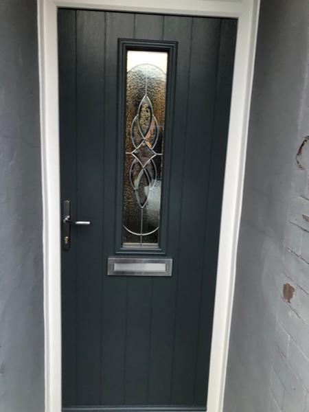 8 windows 2 doors