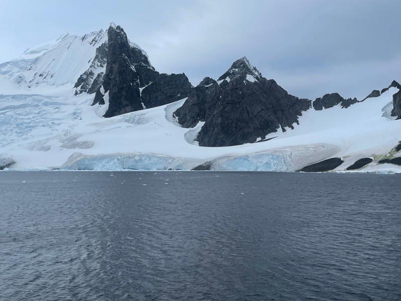 5157-Highlights of Antarctica