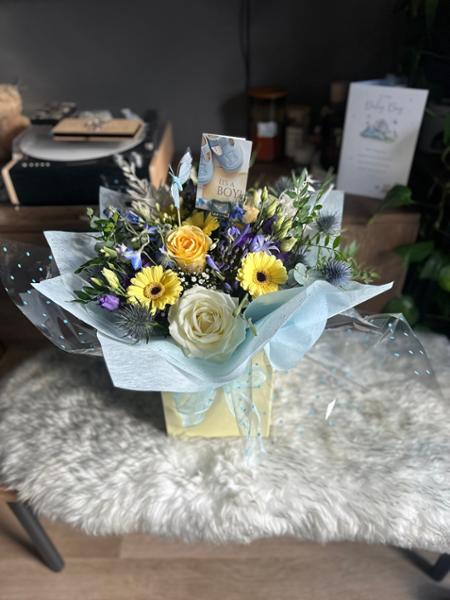 Lovely congratulations flowers (new baby)