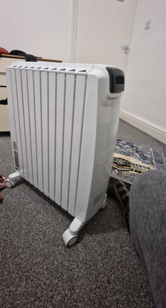 Dragon 4 Pro Oil Filled Radiator - 2.5KW - Digital Timer Interface
