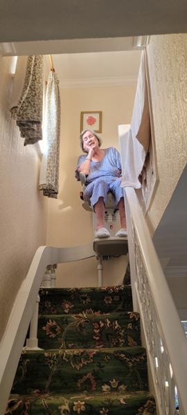 Brooks Stair Lift - 130 T700 Chair - Free Survey - Fully Inclusive Reconditioned Stairlift Prices Unicorn Stairlifts