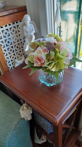 Composition roses et hortensias