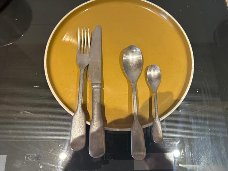 Quality vintage cutlery set