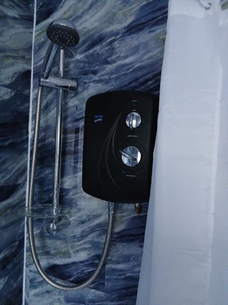 Triton Showers Enrich 10.5kW Black Electric Shower