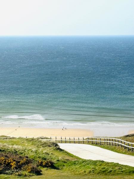 Breath taking views- clean, large beautiful caravan- you won’t be disappoin
