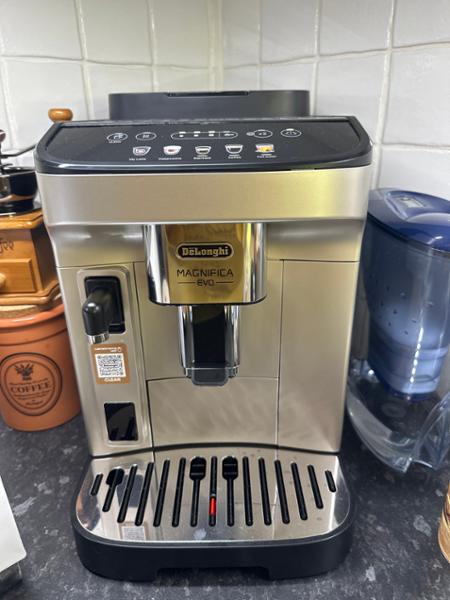 Magnifica Evo Fully Automatic Bean to Cup Coffee Machine