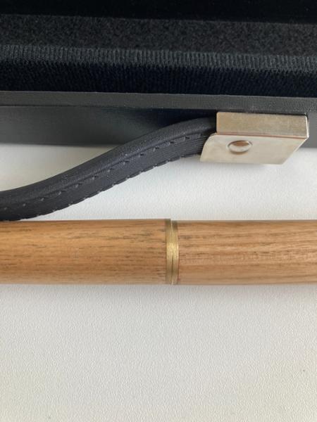 Bad fitting on two pice cue signed by Luca Brecel