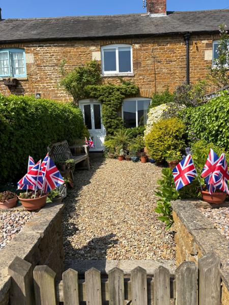 King's Coronation Union Jack Hand Flag (28 x 20 cm) Playwrite