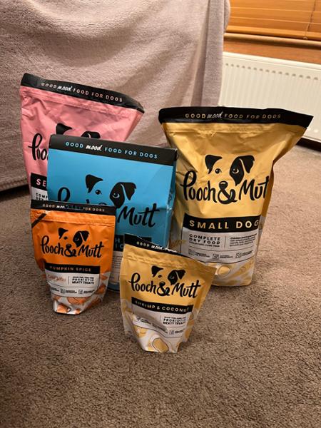 Sensitive and Itchy Skin Dog Treats | 120g | Hypoallergenic | Grain Free & Natural Ingredients | Vet Recommended | Pooch & Mutt