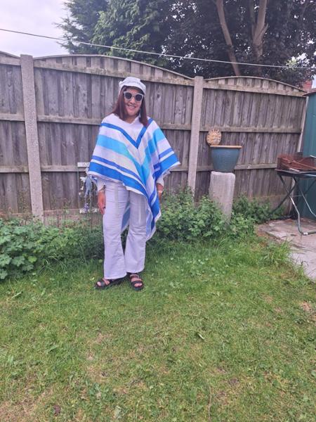 70's Silver Disco Hat & Poncho - ABBA Inspired