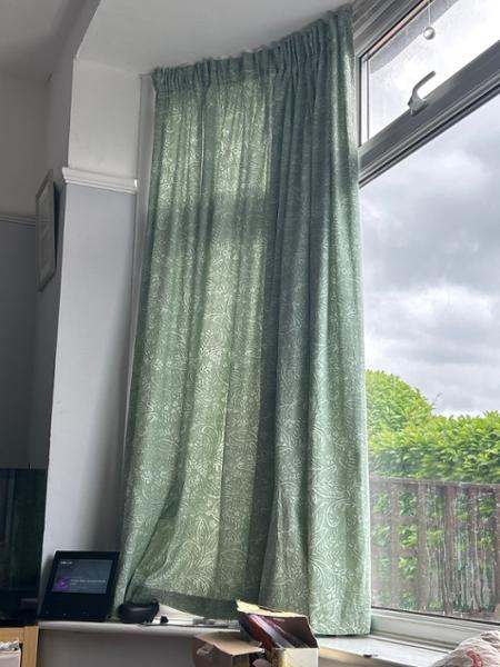 Ready Made Curtains:Aveline - Green<br>, Product Ref:CURWidth: 228cm (90&quot;)Drop:
