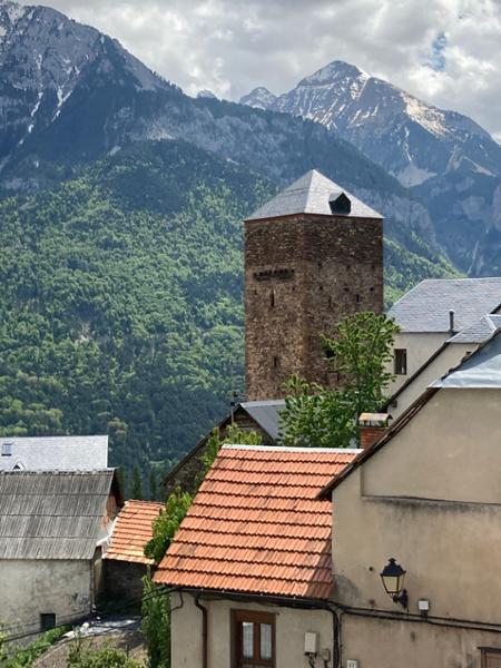 Walking Highlights of the High Pyrenees