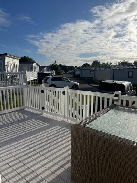 Wonderful holiday in this Beautiful caravan.