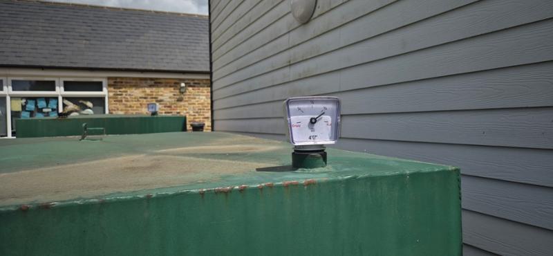 Tank Gauge - Float operated 4ft