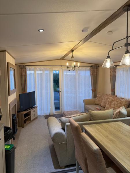 Great caravan situated in a brilliant place
