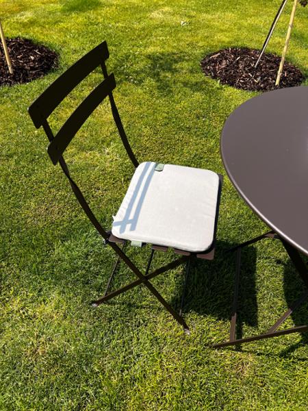 Bistro Chair - Metal (Bistro Chair - Ice Mint) by The Worm that Turned