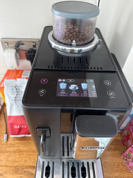 Rivelia automatic coffee maker EXAM440.55.B
