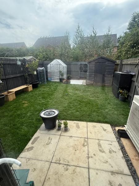 Garden Turf from £2.38 per 1m2 Fresh Lawn Turf Rolls