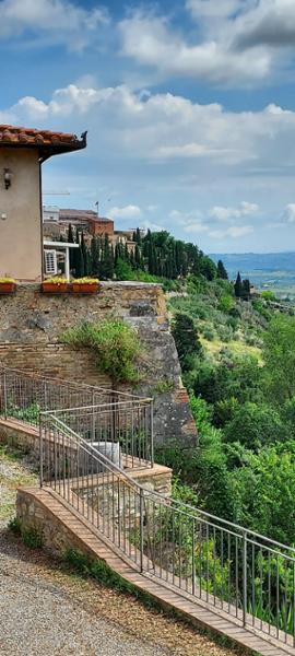 Tuscan & Umbrian Countryside on 05/18/2025
