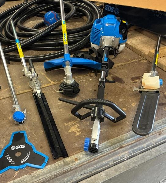 52 cc  garden multitool