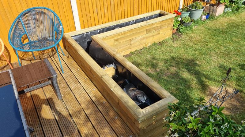 L shape raised bed. Excellent.
