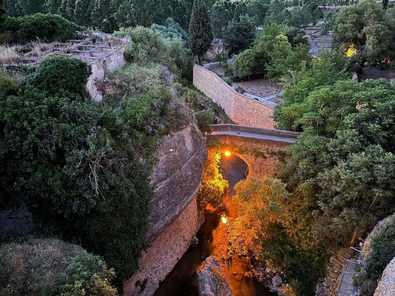 Want to see southern Spain with no hassle. This is a great option
