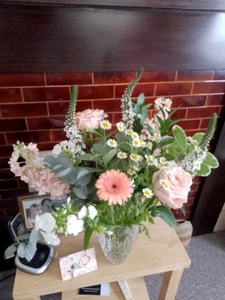Really impressive service & beautiful flowers!