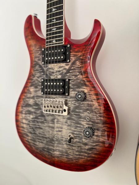 PRS SE Custom 24-08 Quilt Electric Guitar in Charcoal Cherry Burst