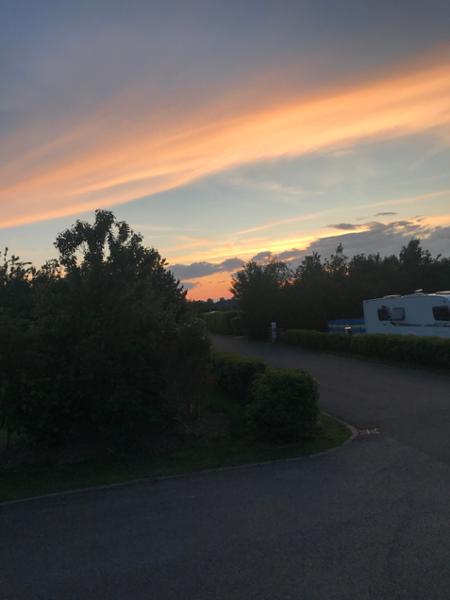 Gold Caravan (Sleeps 6)