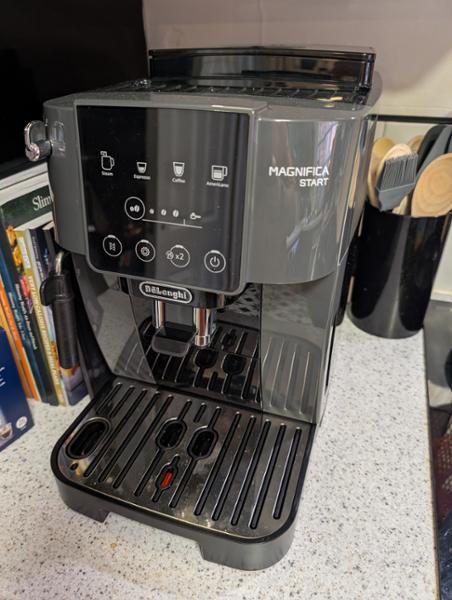 Magnifica Start Automatic Coffee Machine - Grey / Black