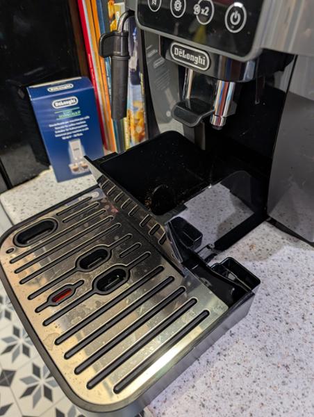 Magnifica Start Automatic Coffee Machine - Grey / Black