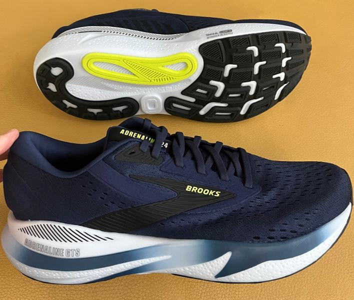 Brooks Adrenaline GTS 24 - Mens Running Shoes