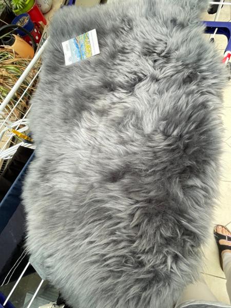Merino Premium Lammfell | Langhaar | Neuseeland | Ca. 85x60 cm