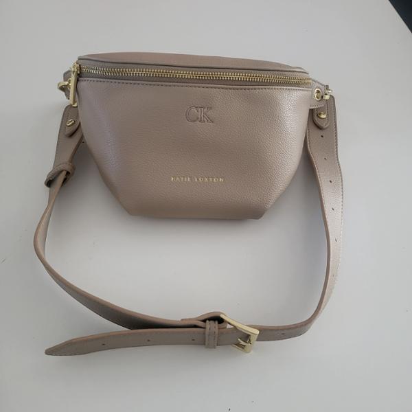 Maya Belt Bag in Light Taupe