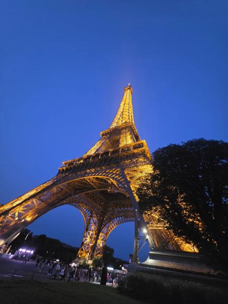 Spotlight on Paris on 06/05/2025
