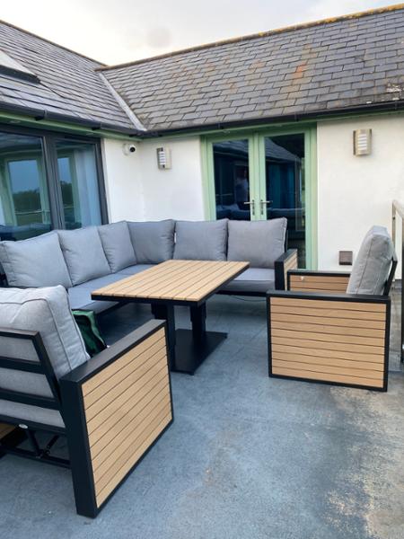 Fusion Garden Corner Casual Dining Set