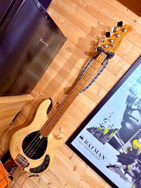 Sire Marcus Miller Z7 4 String Bass in Natural